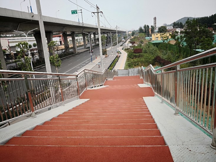 �����й�ҵ��·����·�������������ƶ�����