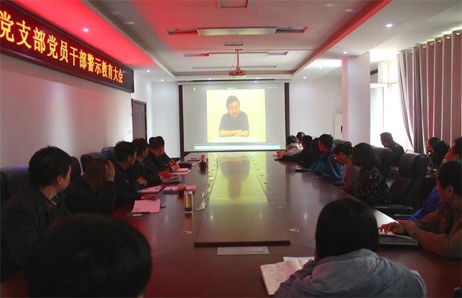 ��ҳ- �ƶ����ʼ��Źٷ���վ